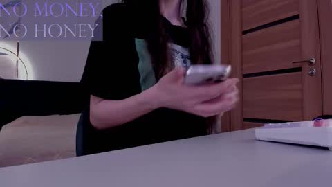 Snapshot of mistress_mialibra chatting on 11/15/25, 09:32 Mistress Mia online show from 11/15/25, 09:32