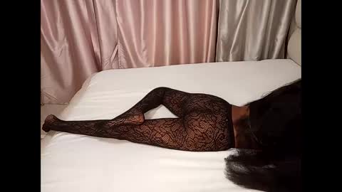 Snapshot of mistress_valentina1 chatting on 03/19/26, 02:04 mistress_valentina1 online show from 03/19/26, 02:04