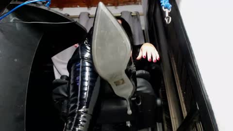 Snapshot of mistressanna_ chatting on 04/24/26, 12:57 Mistress Anna Alves online show from 04/24/26, 12:57