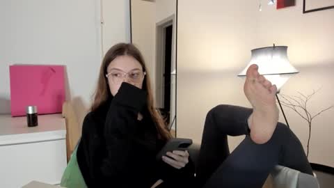 mistresselizy online show from 11/04/25, 12:04