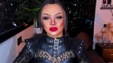 Snapshot of mistressivorykat chatting on 04/06/26, 04:30 Call me MISS JAS online show from 04/06/26, 04:30