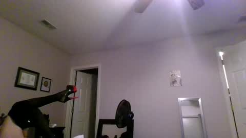 Snapshot of mistressjen44 chatting on 11/24/25, 05:51 mistressjen44 online show from 11/24/25, 05:51