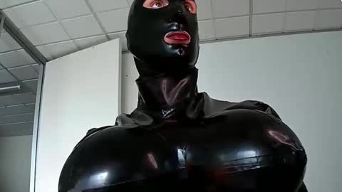 Bianca online show from 01/20/25, 10:51