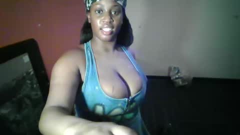 Snapshot of mistressmochareign chatting on 03/16/26, 05:44 mistressmochareign online show from 03/16/26, 05:44