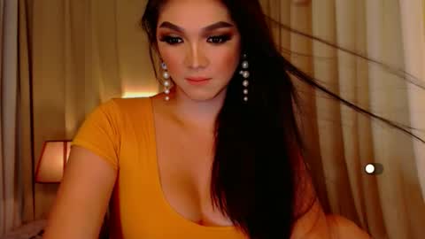 Snapshot of mistressseductionleah chatting on 04/09/26, 09:31 Leah online show from 04/09/26, 09:31