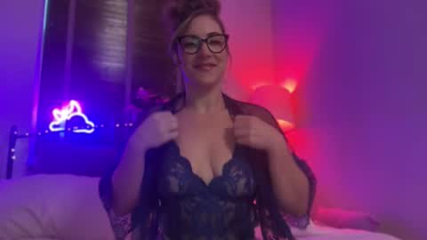 Snapshot of mistresssx chatting on 12/20/25, 02:13 Miss X online show from 12/20/25, 02:13