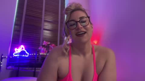 Snapshot of mistresssx chatting on 06/02/26, 02:30 Miss X online show from 06/02/26, 02:30