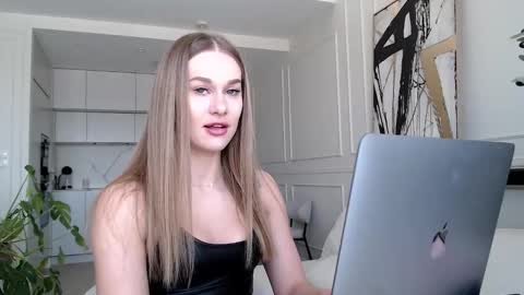 mistressuniverse online show from 02/26/26, 09:30