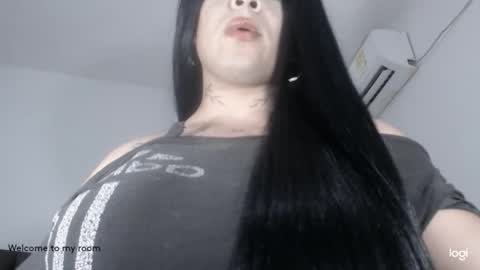 Snapshot of mistressxxalice chatting on 04/15/26, 02:18 ALICE MADANE online show from 04/15/26, 02:18