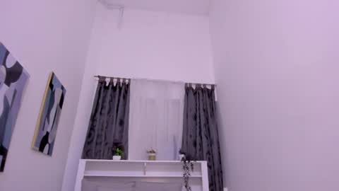 Snapshot of mistt_miaa chatting on 05/20/26, 07:42 mistt_miaa online show from 05/20/26, 07:42