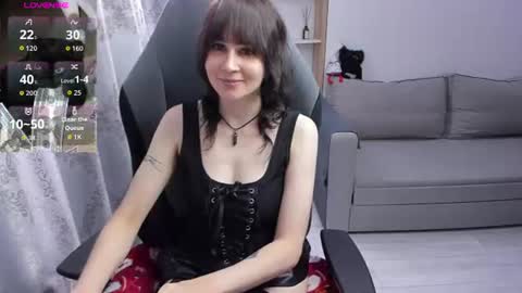 Snapshot of misty_dark chatting on 07/19/26, 04:44 misty_dark online show from 07/19/26, 04:44