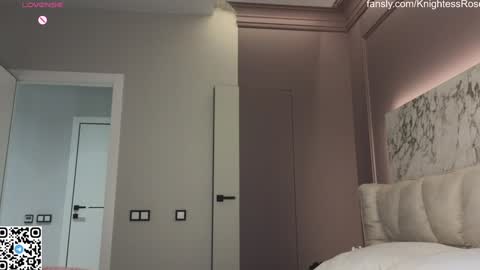 misty_roseee online show from 01/24/25, 03:54