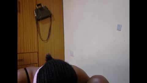 misty_shee online show from 09/15/25, 10:54