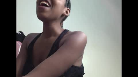 misty_shee online show from 05/17/26, 10:17