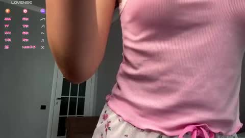 Mei  online show from 06/19/26, 10:08