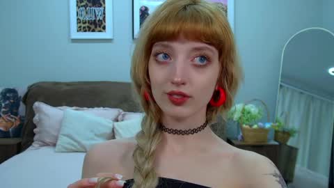 Snapshot of mistymarlow chatting on 04/09/26, 06:41 Misty online show from 04/09/26, 06:41