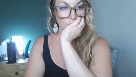 Misty Morgan online show from 09/23/25, 03:20