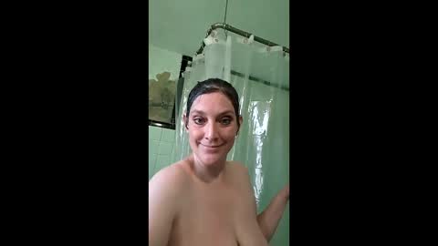 Snapshot of mistymountains96 chatting on 03/08/26, 09:51 Misty Mountains online show from 03/08/26, 09:51