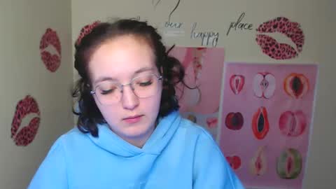 Aria online show from 11/27/25, 07:43