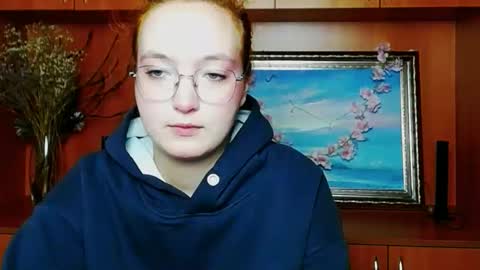 Snapshot of mistyrosee chatting on 04/18/26, 06:17 Aria online show from 04/18/26, 06:17