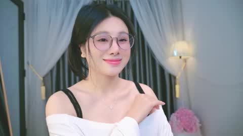 Snapshot of mit2244 chatting on 11/02/25, 03:03 Mt online show from 11/02/25, 03:03