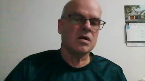 Snapshot of mitch463 chatting on 04/15/26, 12:28 mitch463 online show from 04/15/26, 12:28