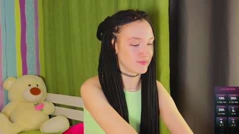 alice online show from 03/09/25, 01:04