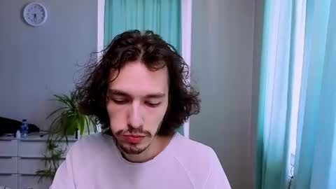 Snapshot of mitchelkurse chatting on 06/19/26, 03:27 MitchelKurse online show from 06/19/26, 03:27