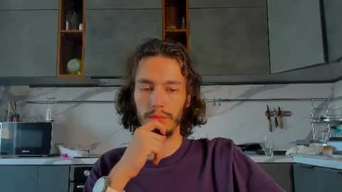 Snapshot of mitchelkurse chatting on 07/11/26, 11:46 MitchelKurse online show from 07/11/26, 11:46