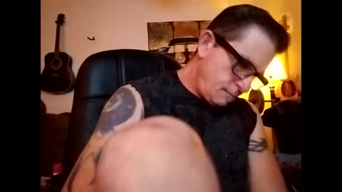 Snapshot of mitchnails69 chatting on 12/26/24, 08:07 BobbyMitchGa online show from 12/26/24, 08:07