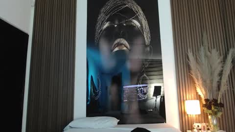 Snapshot of miticabrennet chatting on 10/24/25, 03:36 Mtica Brennet online show from 10/24/25, 03:36