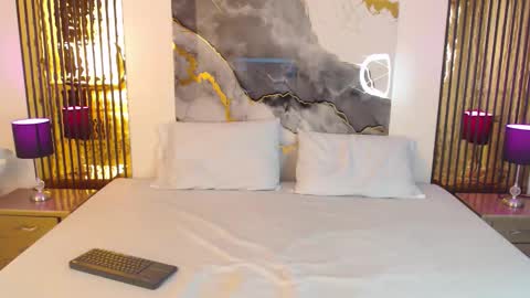 Mtica Brennet online show from 12/22/25, 04:26