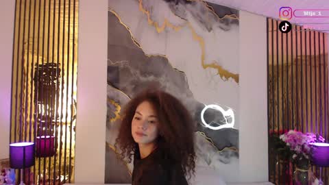 Mtica Brennet online show from 03/26/26, 04:18