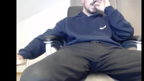 Snapshot of mitsch01 chatting on 12/05/25, 02:03 Mitsch online show from 12/05/25, 02:03