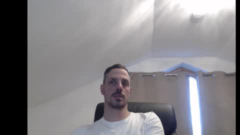 Snapshot of mitsch01 chatting on 01/07/26, 01:13 Mitsch online show from 01/07/26, 01:13