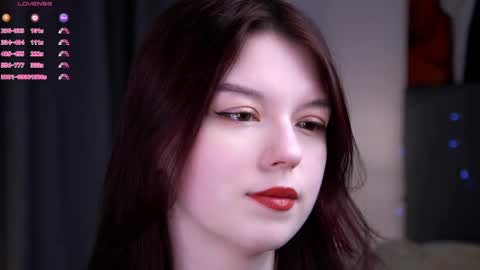 Snapshot of mitziefetters chatting on 05/22/26, 01:13 Rosalie online show from 05/22/26, 01:13