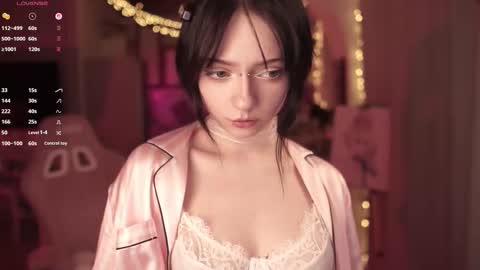 Snapshot of miuri_miy chatting on 03/19/26, 07:51 Yuka online show from 03/19/26, 07:51