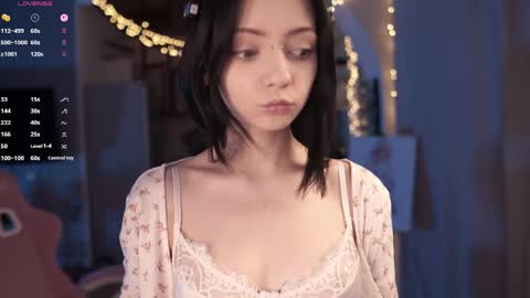 Snapshot of miuri_miy chatting on 04/05/26, 05:54 Yuka online show from 04/05/26, 05:54