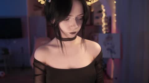 Snapshot of miuri_miy chatting on 04/11/26, 05:39 Yuka online show from 04/11/26, 05:39