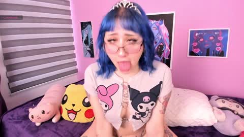 Snapshot of miwaviolet chatting on 02/06/25, 10:00 Miwa Violet online show from 02/06/25, 10:00