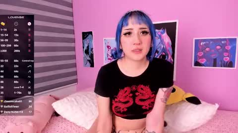 Snapshot of miwaviolet chatting on 02/09/25, 11:57 Miwa Violet online show from 02/09/25, 11:57