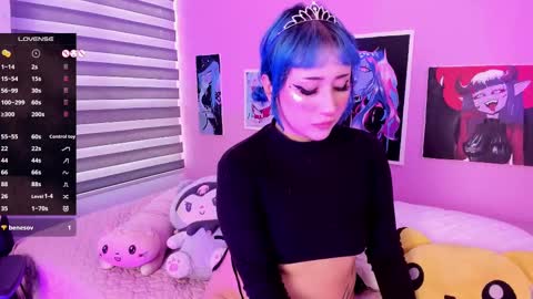 Snapshot of miwaviolet chatting on 02/17/25, 10:14 Miwa Violet online show from 02/17/25, 10:14