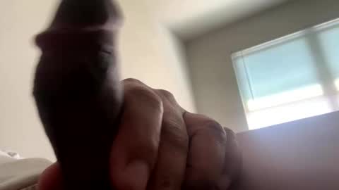 Snapshot of mixed7up chatting on 10/19/25, 06:19 mixed7up online show from 10/19/25, 06:19