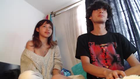Snapshot of mixipeach chatting on 03/31/26, 08:42 Naomi and Nekorii online show from 03/31/26, 08:42