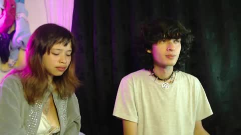 Snapshot of mixipeach chatting on 04/14/26, 02:06 Naomi and Nekorii online show from 04/14/26, 02:06