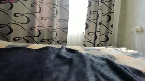 Miya online show from 10/09/25, 02:53