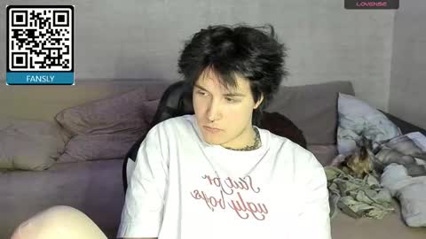 MeowMiku online show from 09/25/25, 05:27