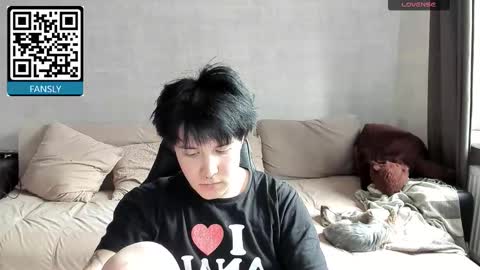 MeowMiku online show from 10/04/25, 11:41