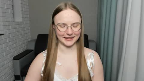 Miya online show from 01/24/25, 04:39