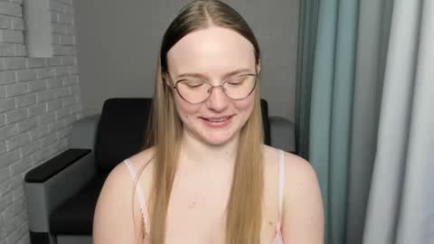 Miya online show from 02/11/25, 11:54